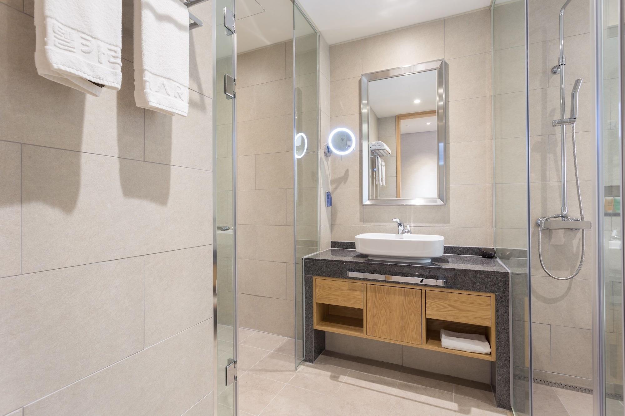 Charis Hotel Inczhon Zewnętrze zdjęcie