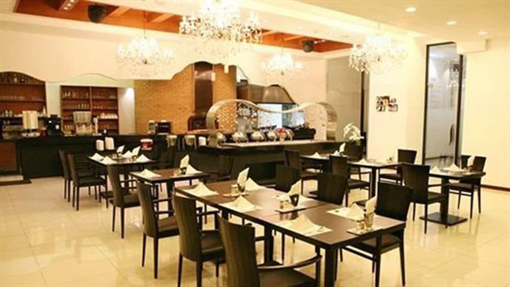 Charis Hotel Inczhon Zewnętrze zdjęcie