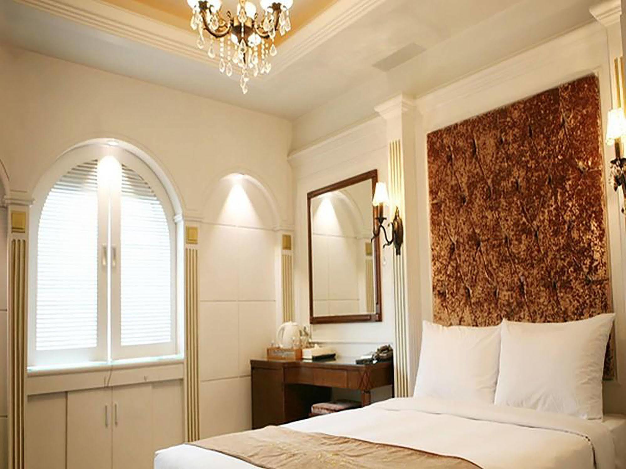 Charis Hotel Inczhon Zewnętrze zdjęcie