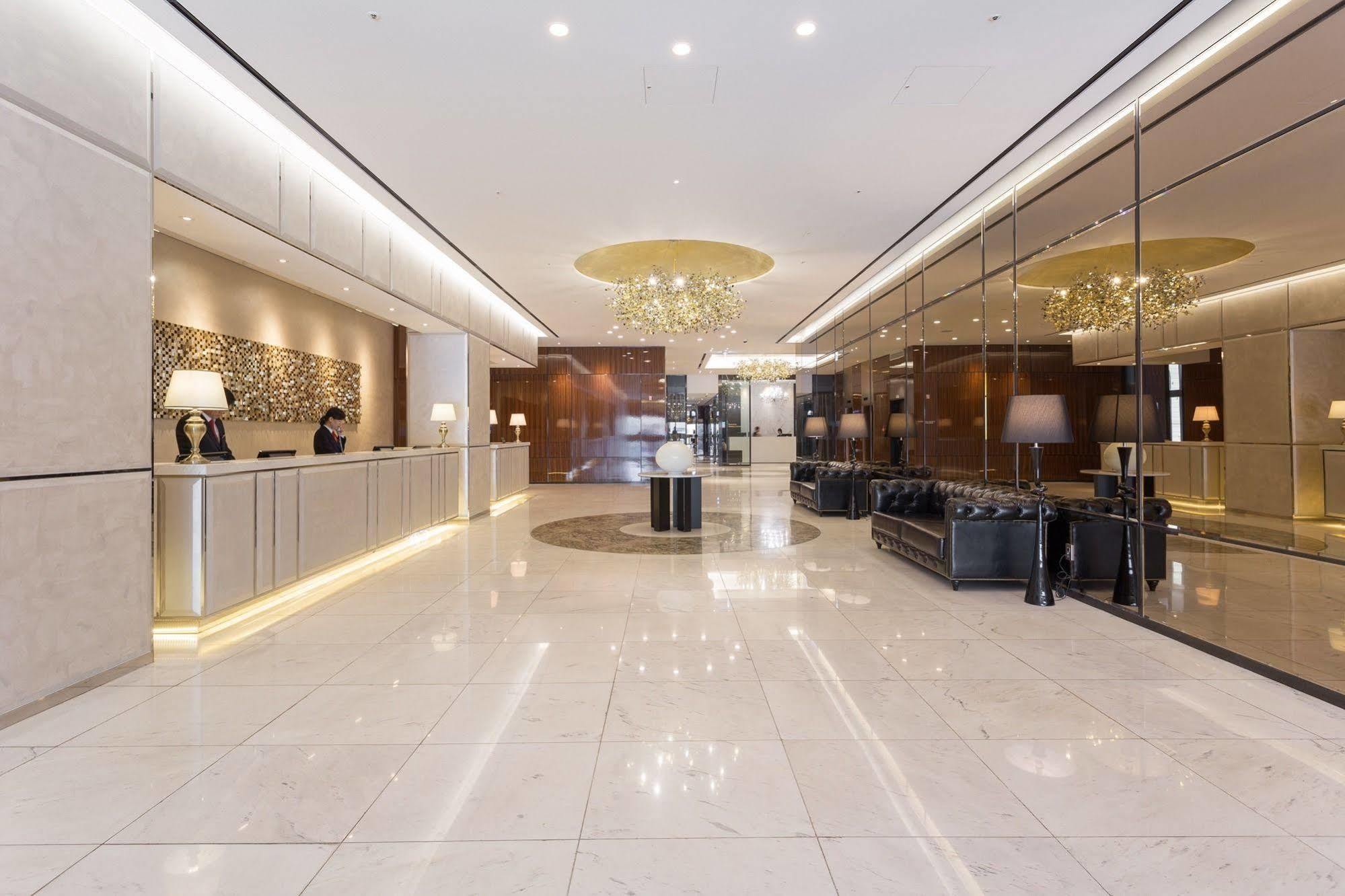 Charis Hotel Inczhon Zewnętrze zdjęcie