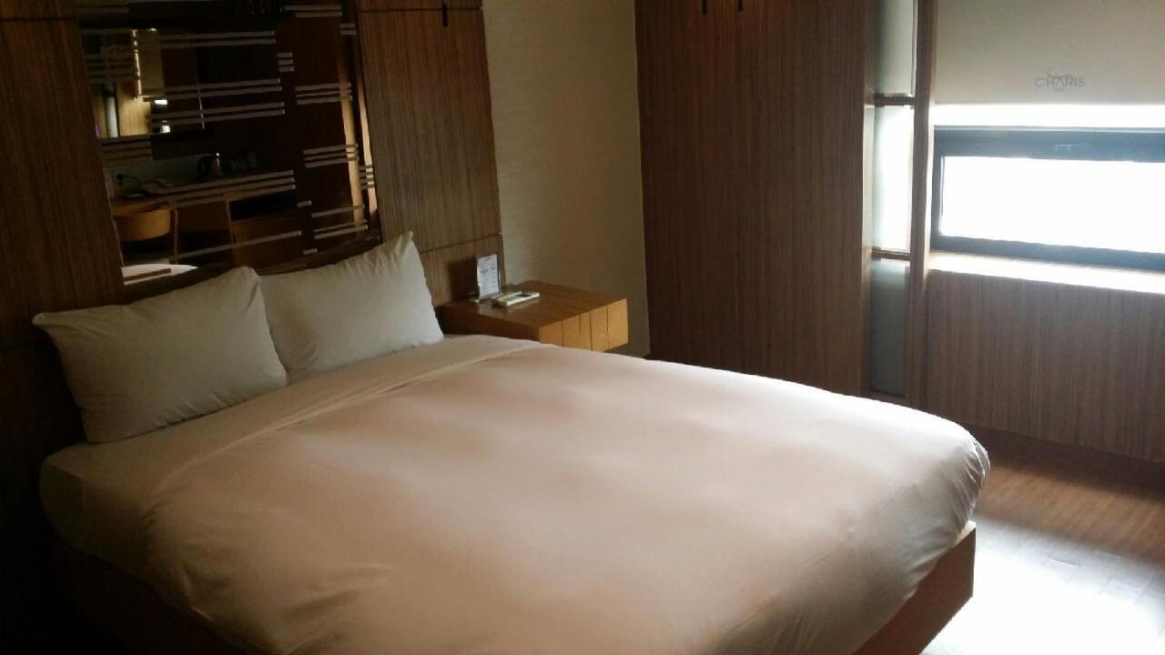 Charis Hotel Inczhon Zewnętrze zdjęcie